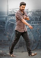 Entha Manchivaadavuraa Movie Photos